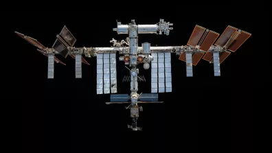 La Station spatiale internationale (ISS) photographiée en 2021 par le vaisseau Crew Dragon de SpaceX. 