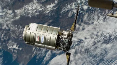 Vaisseau spatial cargo Cygnus en orbite